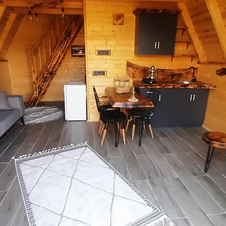 Oemra Campsite *